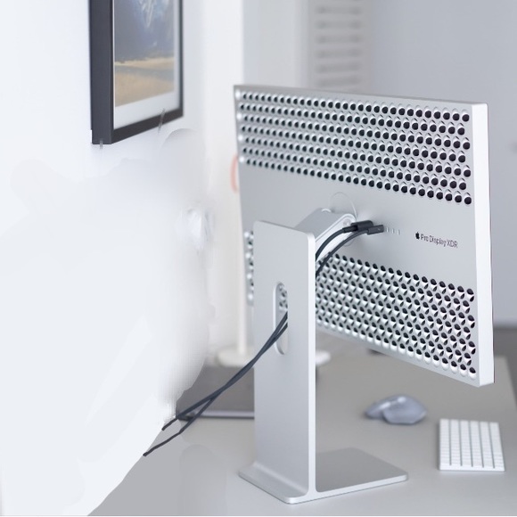 Pro Display XDR - Apple - Mac - Picture 3 of 4